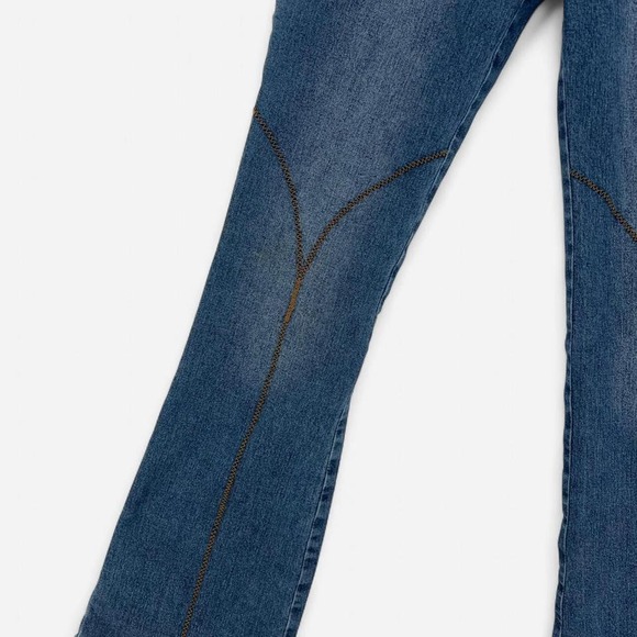 Y2K Vintage 70's Styled Jeans with Embroidered Design - Picture 5 of 8